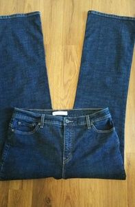 Levi's 512, perfectly slimming, boot jeans.